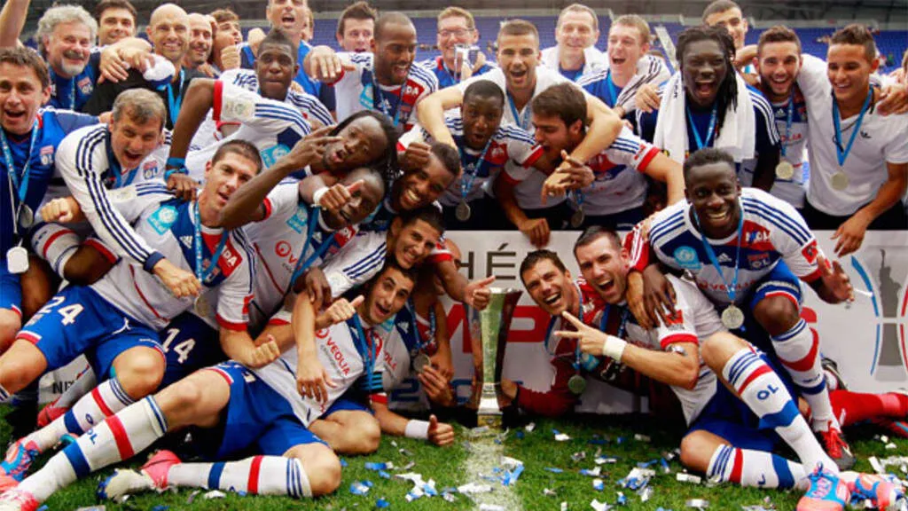 Khám Phá Câu lạc bộ Olympique Lyonnais: Đội bóng Huyền thoại của Pháp
