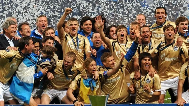 Khám phá Câu lạc bộ Zenit Saint Petersburg: Đội bóng hàng đầu của Nga
